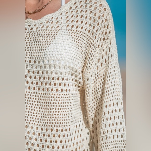 Seaside Whispers‎ Crocheted Cover-Up size S - Picture 4 of 7